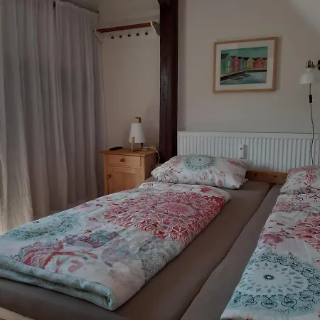 Giebelzimmer Mit Weinbergblick Stetten  Exterior photo