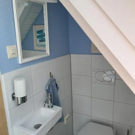 Giebelzimmer Mit Weinbergblick Stetten  Exterior photo