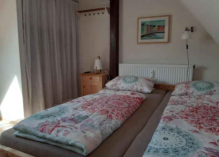 Giebelzimmer Mit Weinbergblick